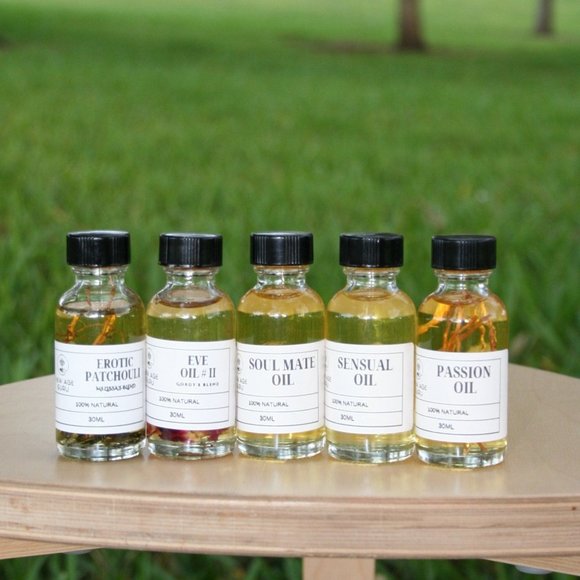 Spell and Ritual Passion Oil  30mL - Picture 5 of 5